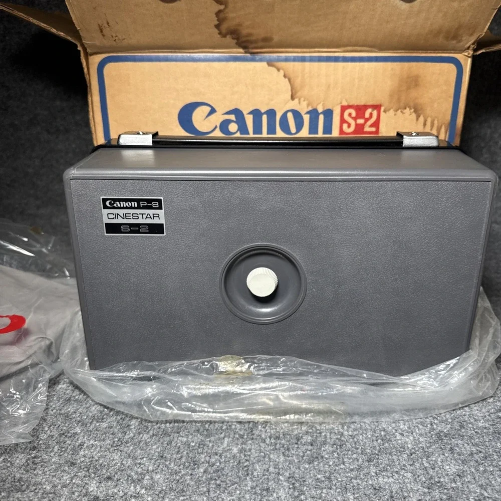 Canon P-8 Cine Star S-2‎ w/Accessories & Box READ